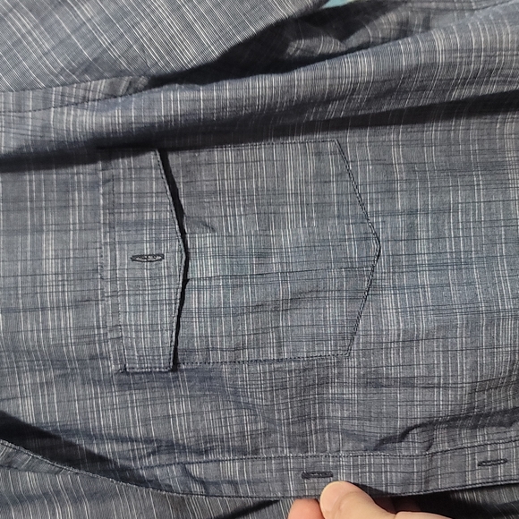 Men's Button Down Casual Shirt - Picture 4 of 4